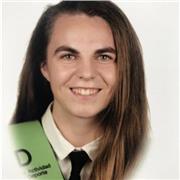 Graduada en Educación Primaria y Ciencias de la Actividad Física y del deporte